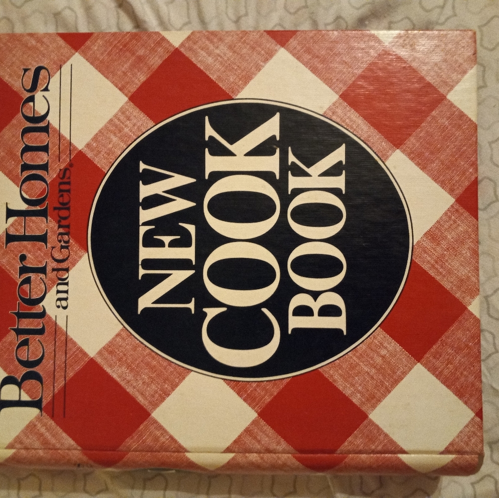(ONLY CREDIT) Better Homes cookbook